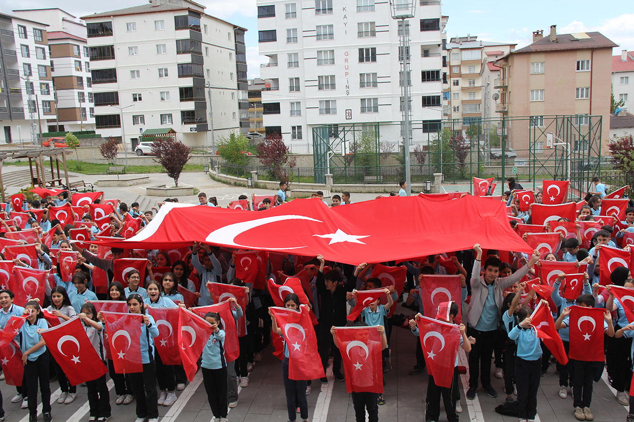 Sivas’ta 19 Mayıs coşkusu görsel şölene dönüştü