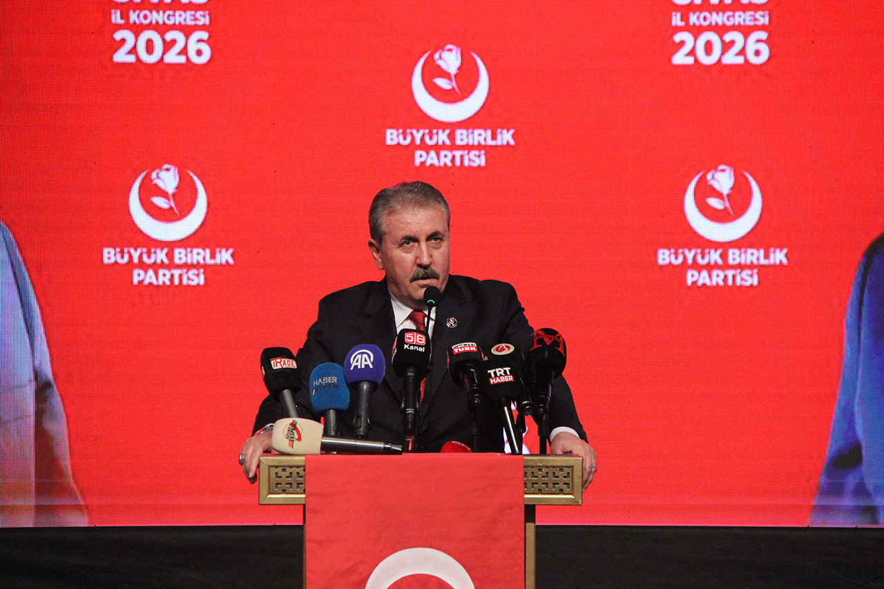 Mustafa Destici: Teşkilatımızın en güçlü ayağı hep Sivas oldu