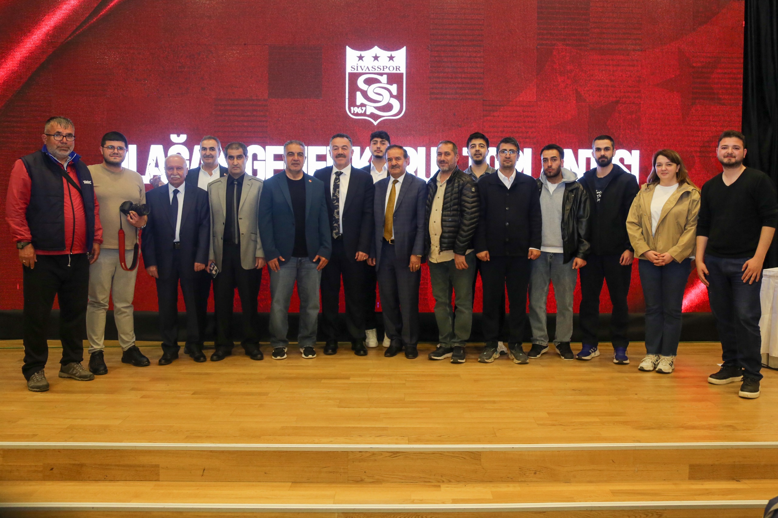 Süreci şeffaf yönetecekler