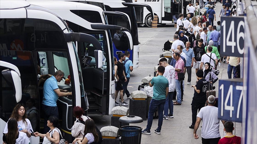 Sivas'a geleceklere bayram şoku! Geliş 2 bin 280, dönüş 2 bin 660 lira!