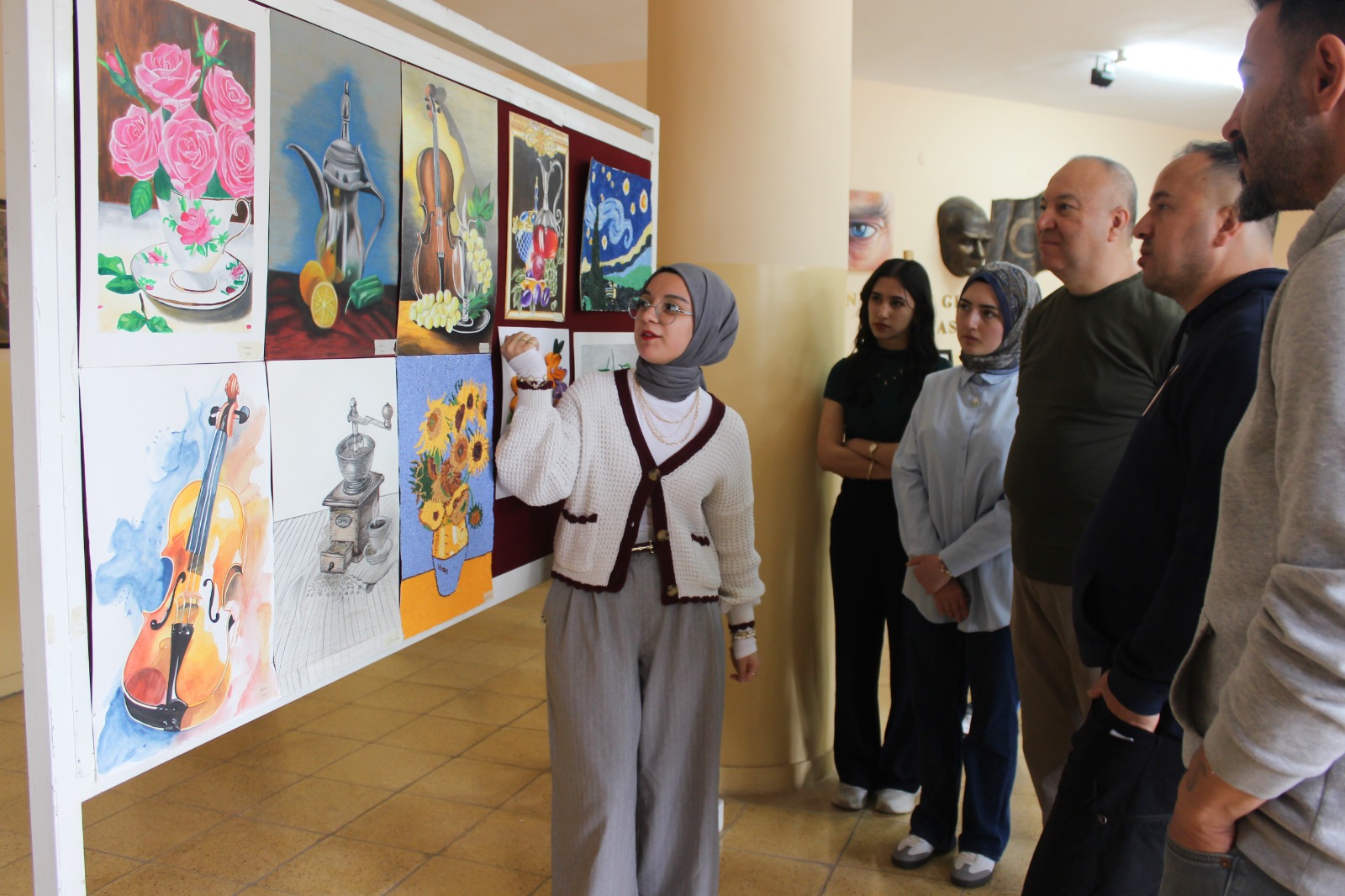 Sivas'ta “Sanatta 19 Mayıs heyecanı” sergisi açıldı