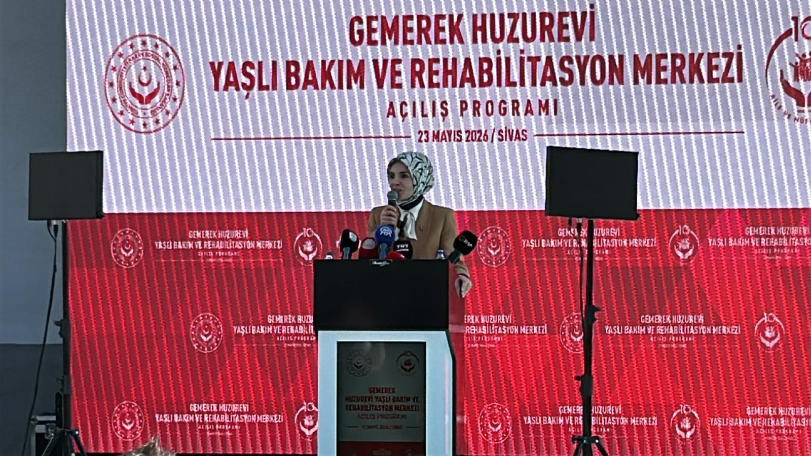 Bakan Göktaş Gemerek’te huzurevi açtı