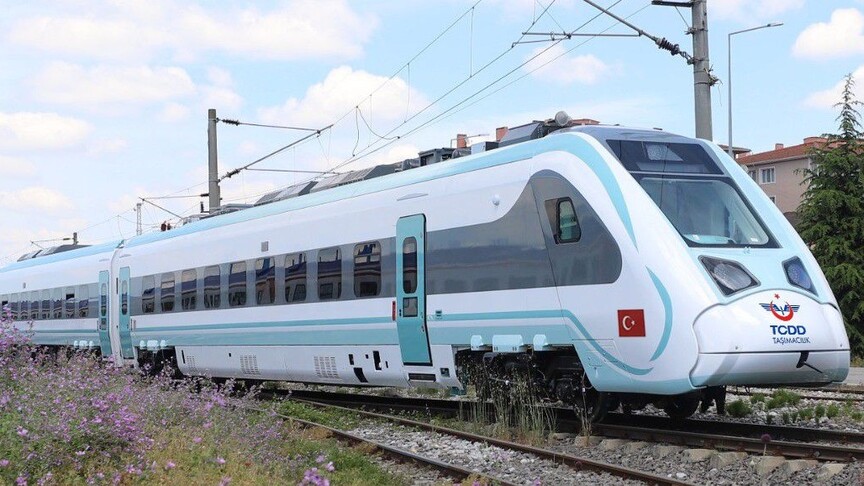 Yerli hızlı trenden yeni hız rekoru