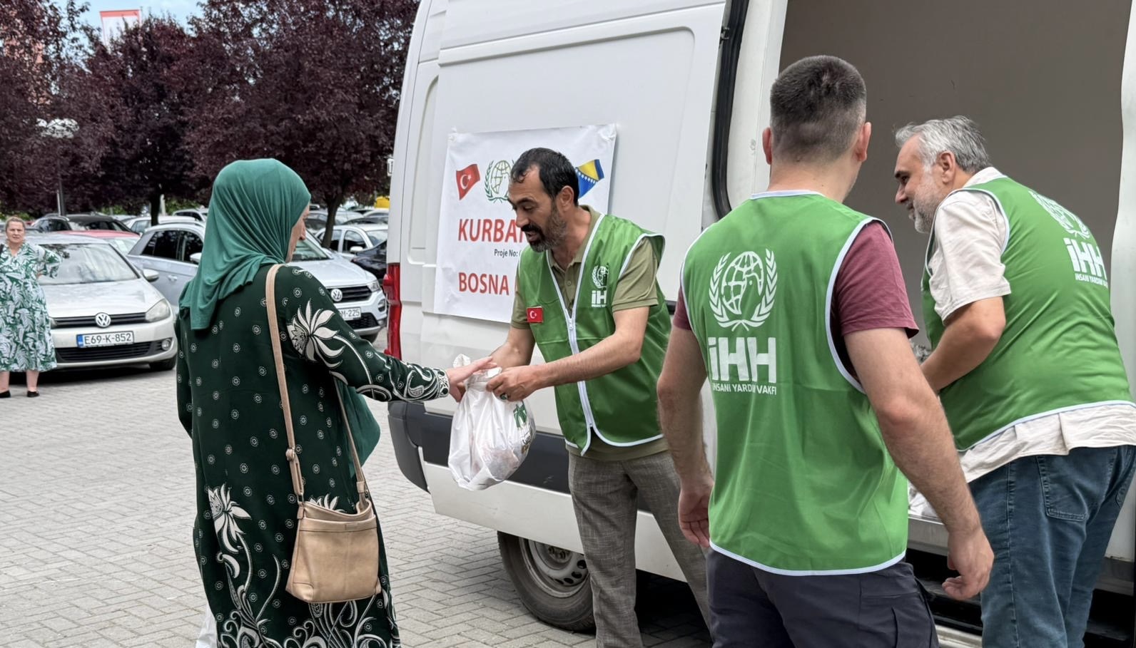 Sivas İHH’dan Bosna Hersek’e kurban eli