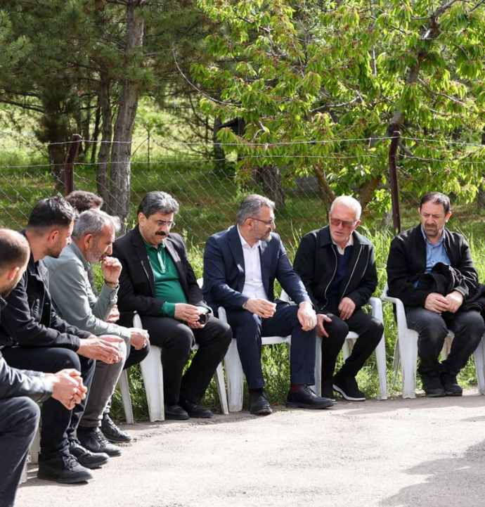 AK Parti heyetinden şehit annesi Aliye Koç için taziye ziyareti