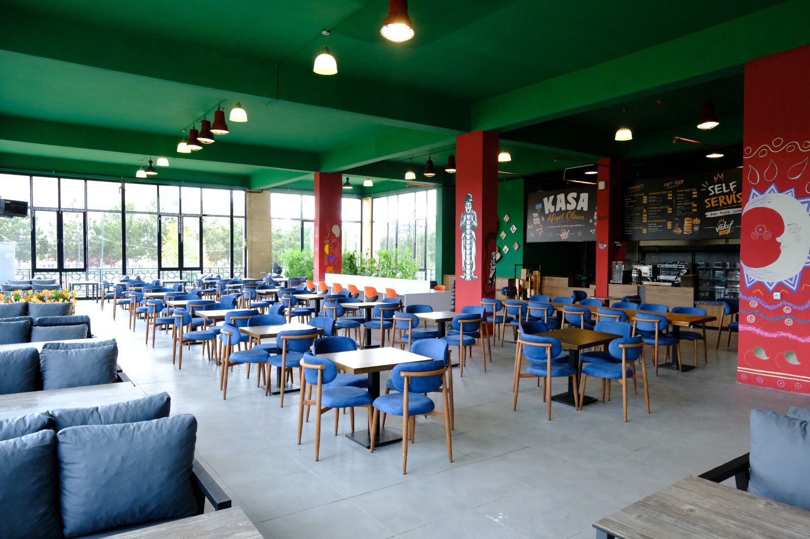 Vakıf Kafe ile kampüs hayatı renklenecek