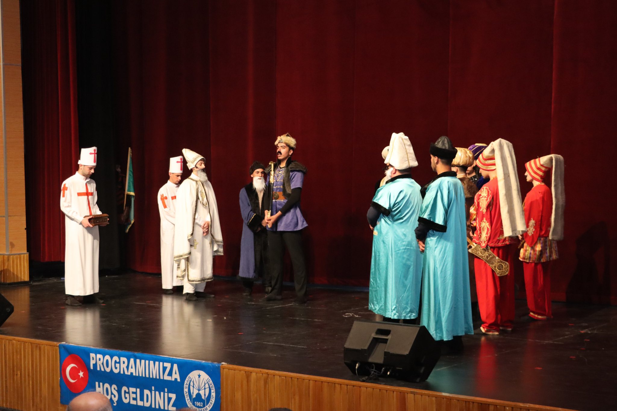 Sivas'ta İstanbul'un Fethi'nin 573. yılı coşkuyla kutlandı