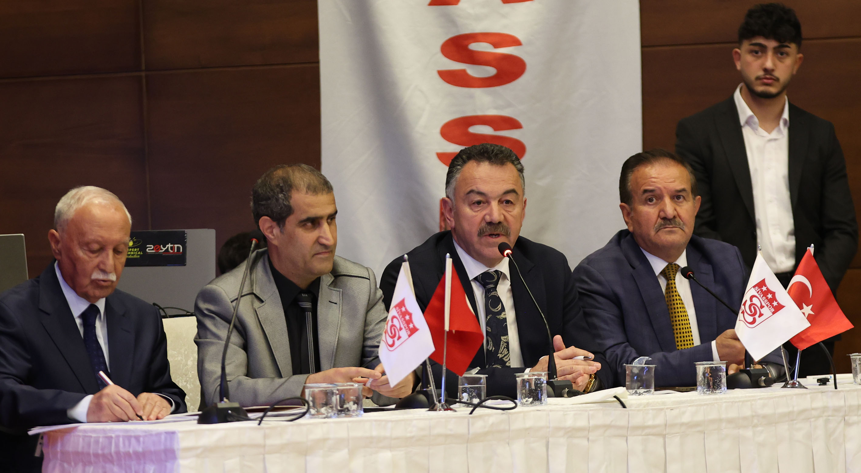 Sivasspor Divan Kurulu basının karşısına çıkacak