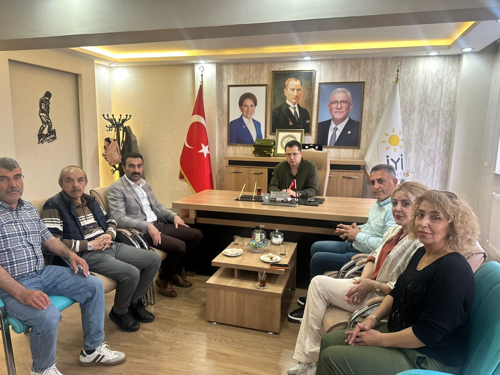 Sivaslı ziraat odası başkanlarından hububat fiyatı tepkisi: Çiftçilerin talepleri Ankara’ya taşınacak