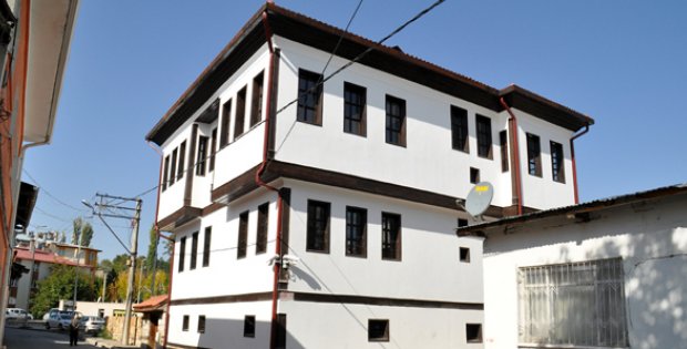 Akaylar Konağı Yeniden Doğdu