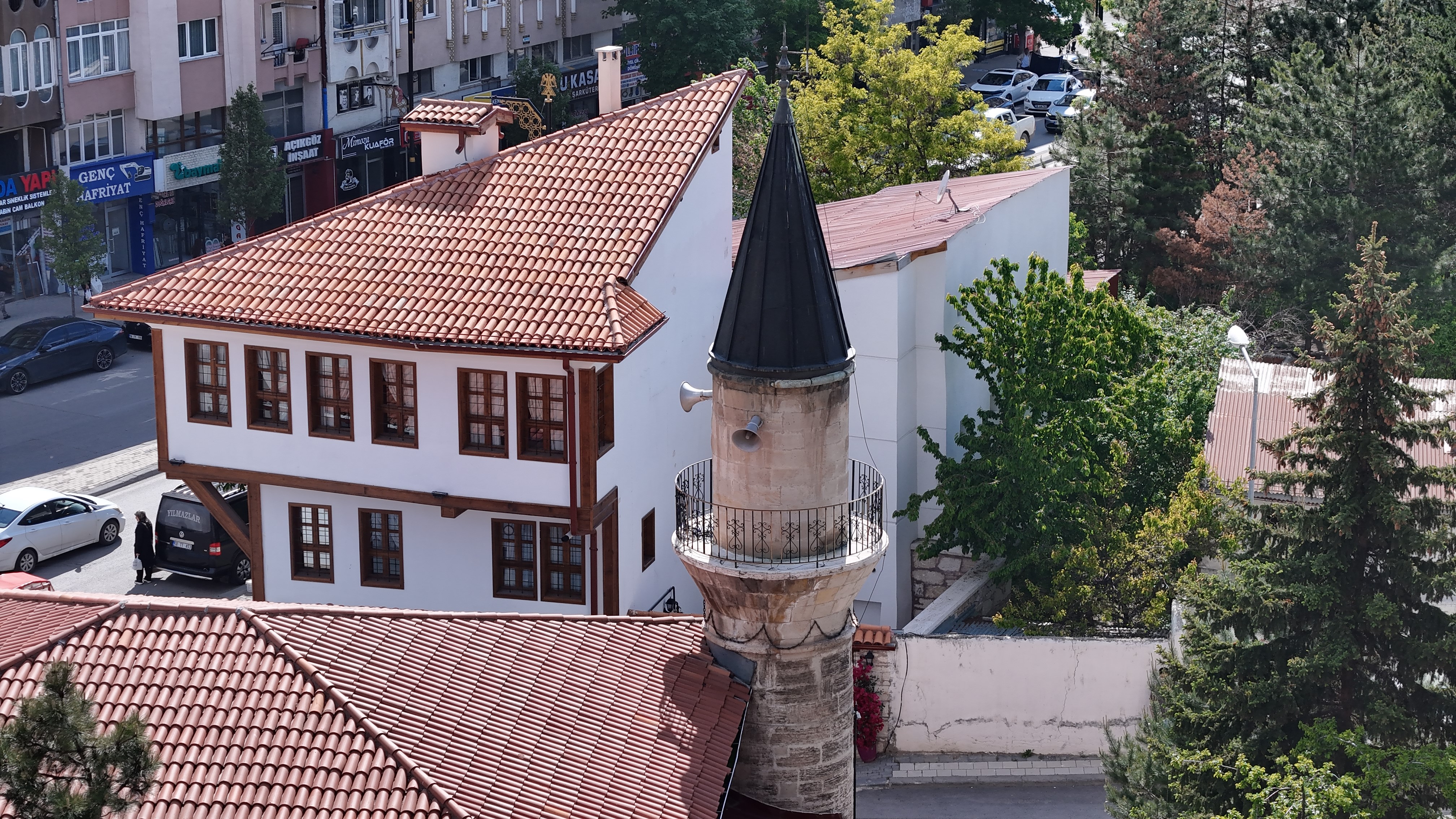 Sivas'ın asırlık sırrı: Zincirli Minare camisi