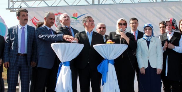 Kadına Yönelik Şiddet İnsanlık Suçudur