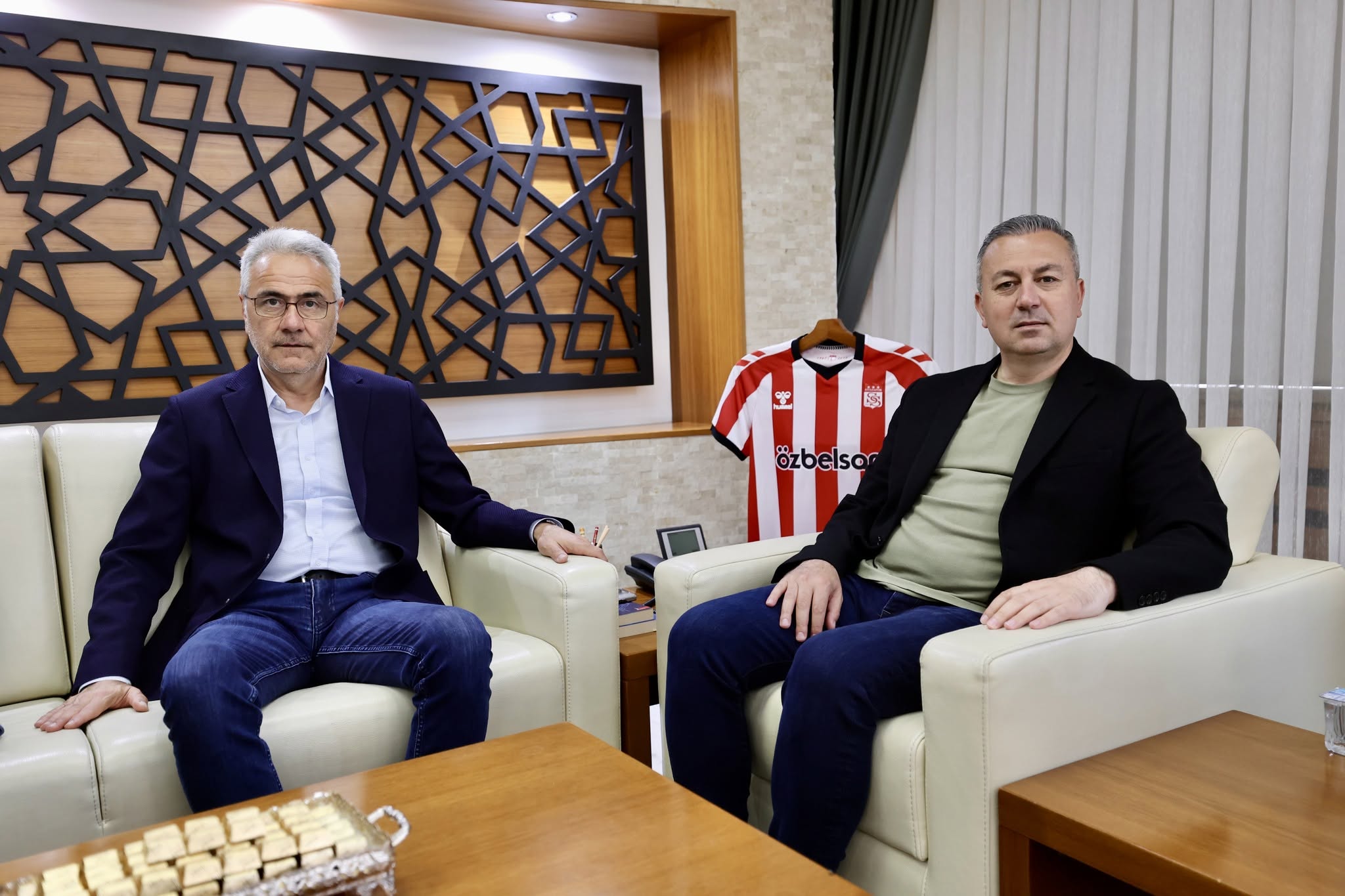 STSO’dan belediyeye ziyaret: Talepler iletildi