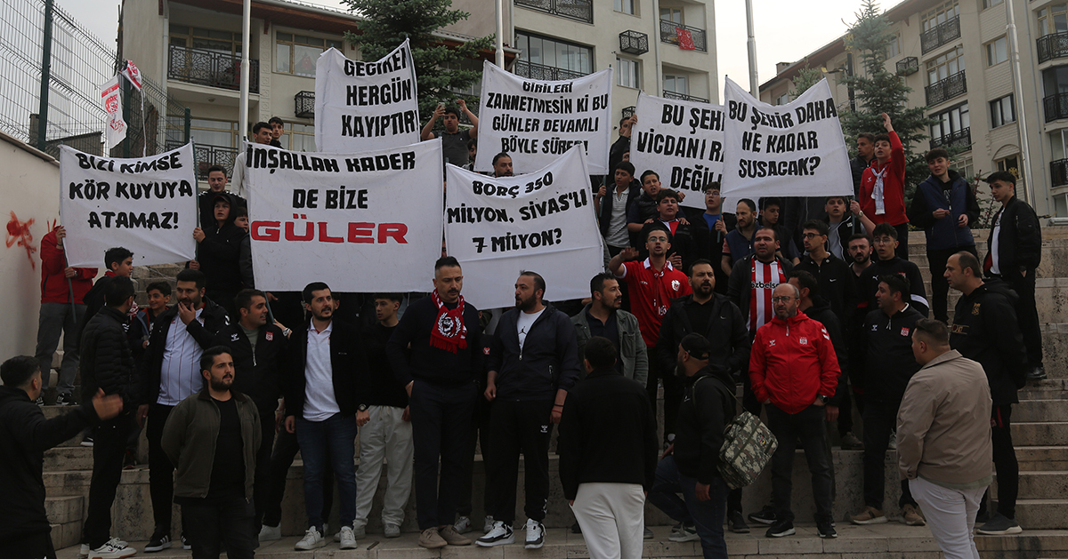 Sivasspor için taraftarlardan birlik çağrısı