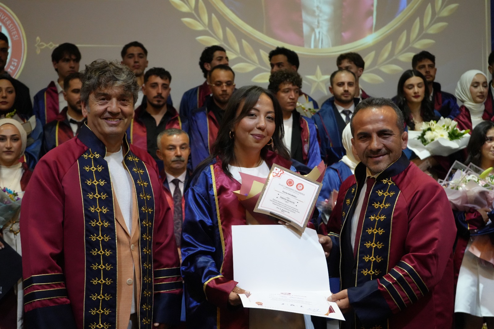 Spor Bilimleri Fakültesi’nde mezuniyet coşkusu