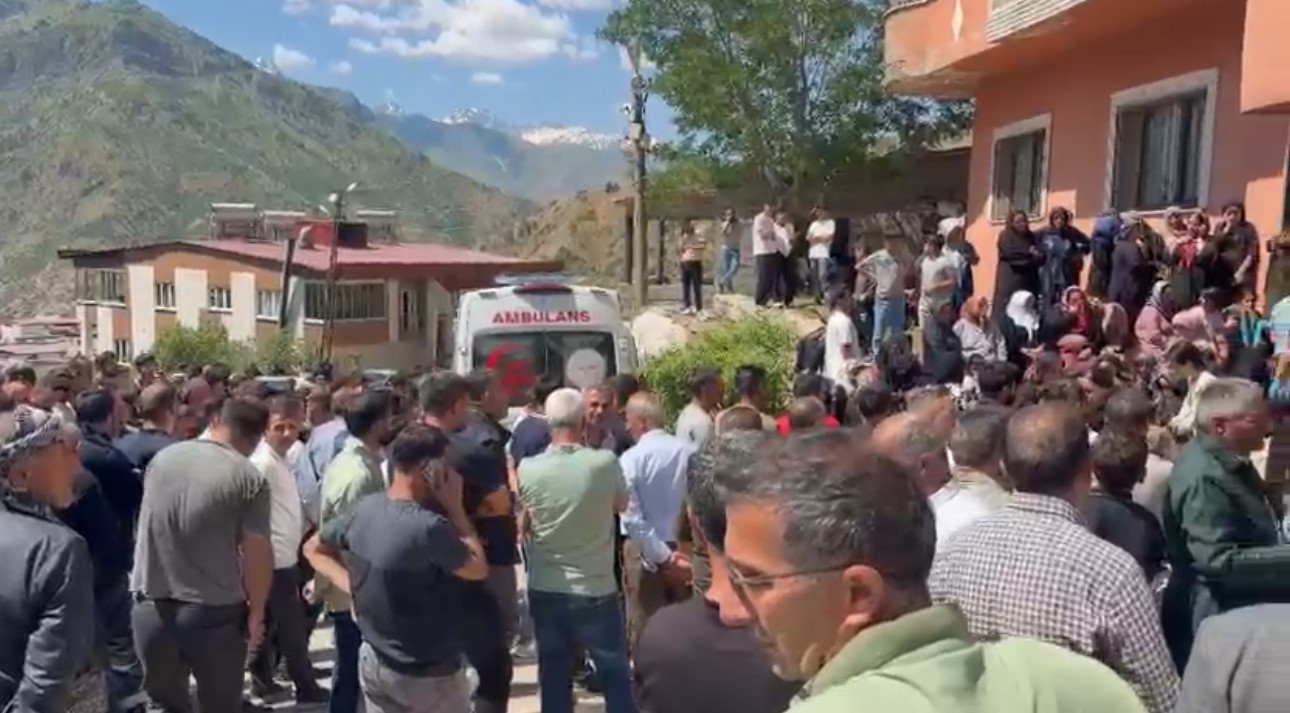 Uzman çavuş kayınpederinin evini bastı: 4 ölü
