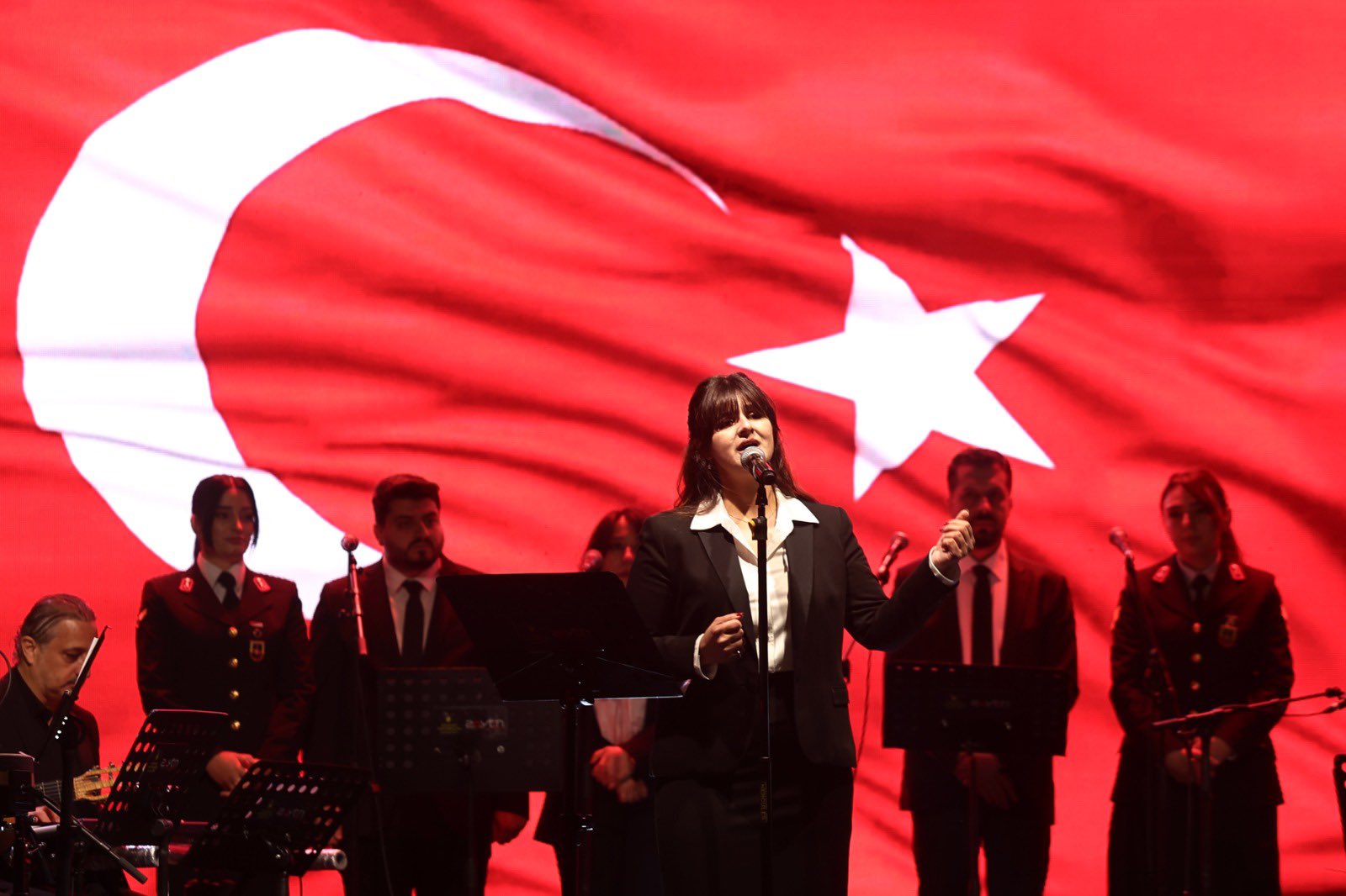 Sivas'ta Jandarma Teşkilatı’nın 187. yılı kahramanlık türküleriyle kutlandı