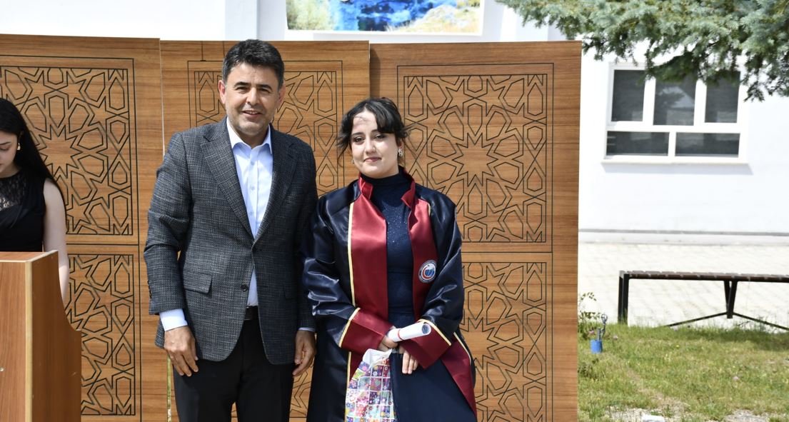 Boyraz’dan başarılı öğrencilere Doğu Ekspresi hediyesi