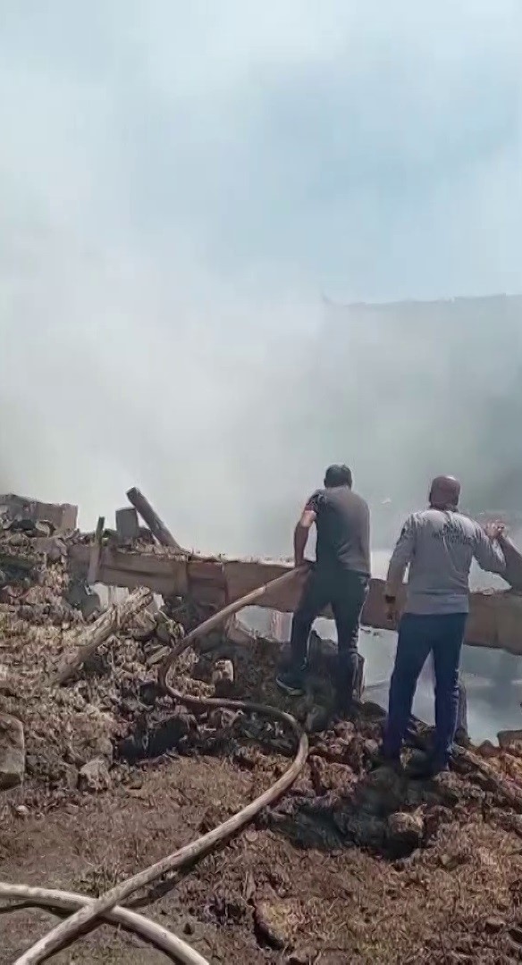 Sivas'ta mutfak tüpü patladı