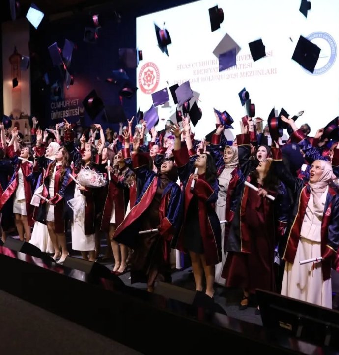 Gençler yeni hayatlarına uğurlandı