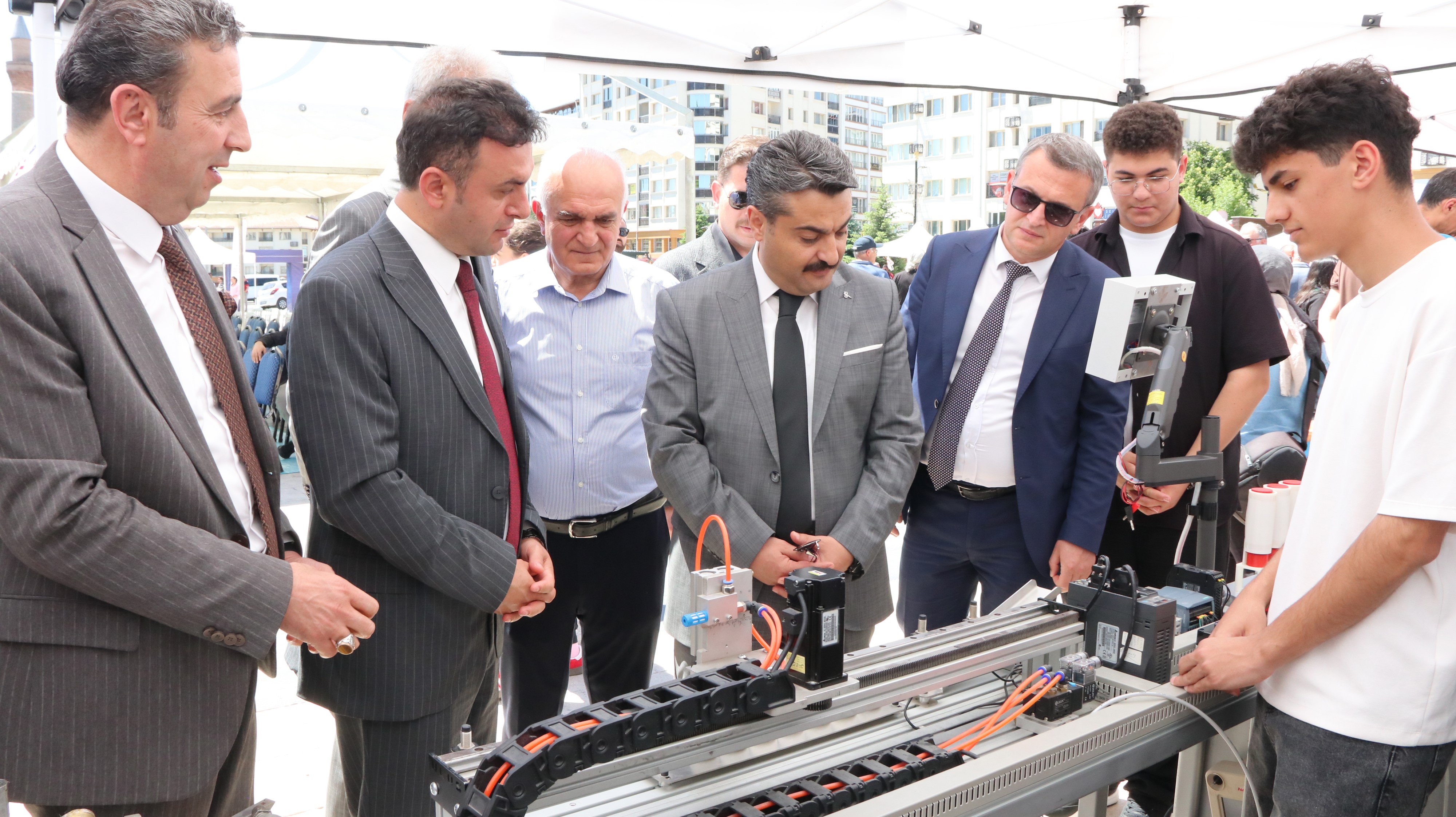 Sivas’ta Mesleki ve Teknik Eğitim Okulları Tanıtım Şenliği Düzenlendi