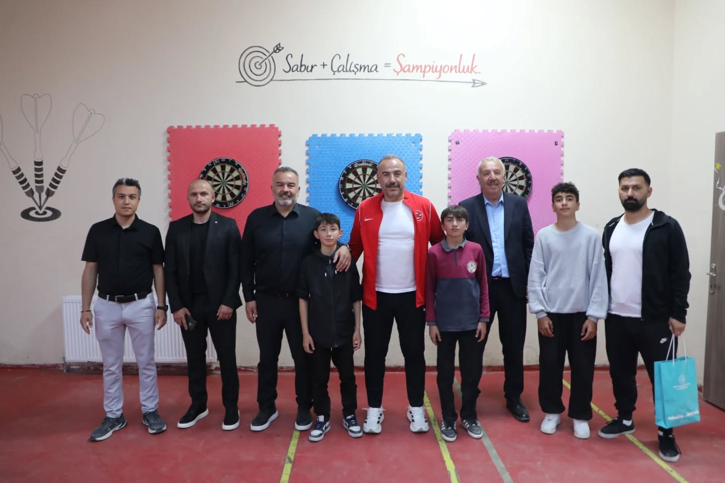 Okullara spor malzemesi sevinci