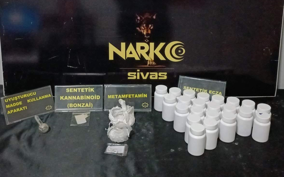 Sivas'ta uyuşturucu sevkiyatına geçit yok