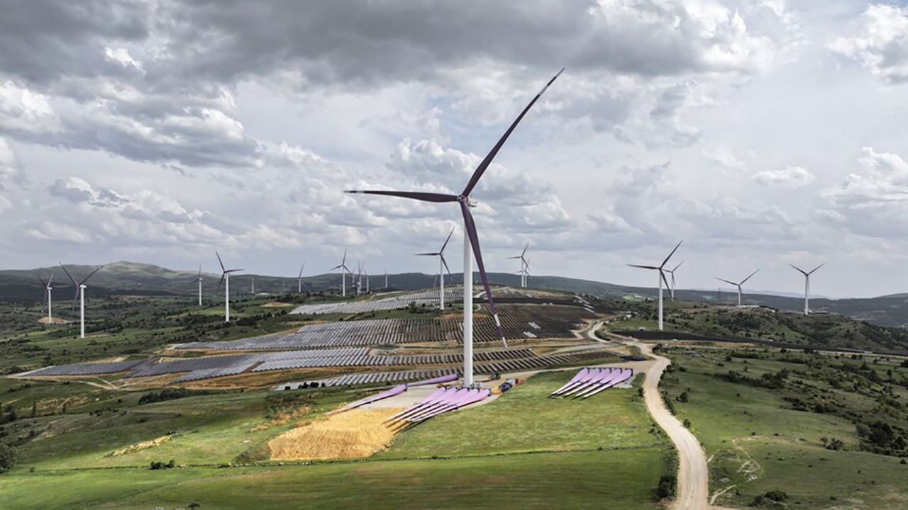 Türkiye'nin yenilenebilir enerji gücü 78 bin megavatı aştı
