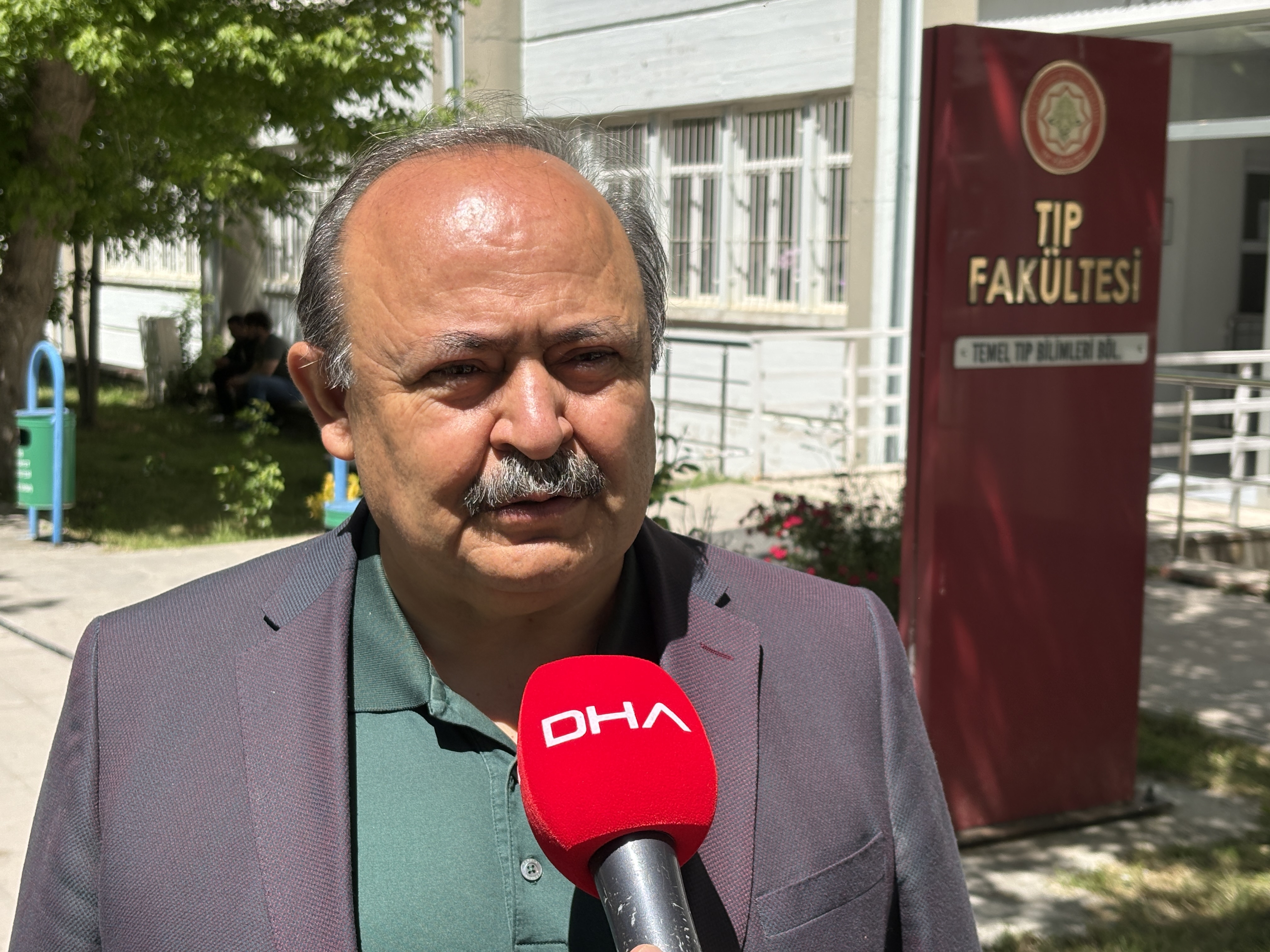 Sivas'ta KKKA için umut veren aşı gelişmesi: 3 çalışma için faz aşamasına geçildi