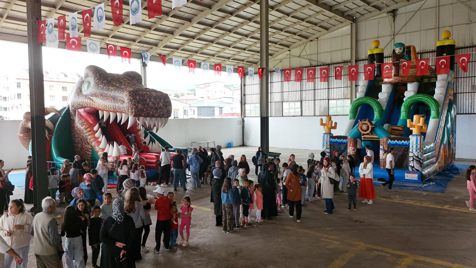 Suşehri’nde karne festivali