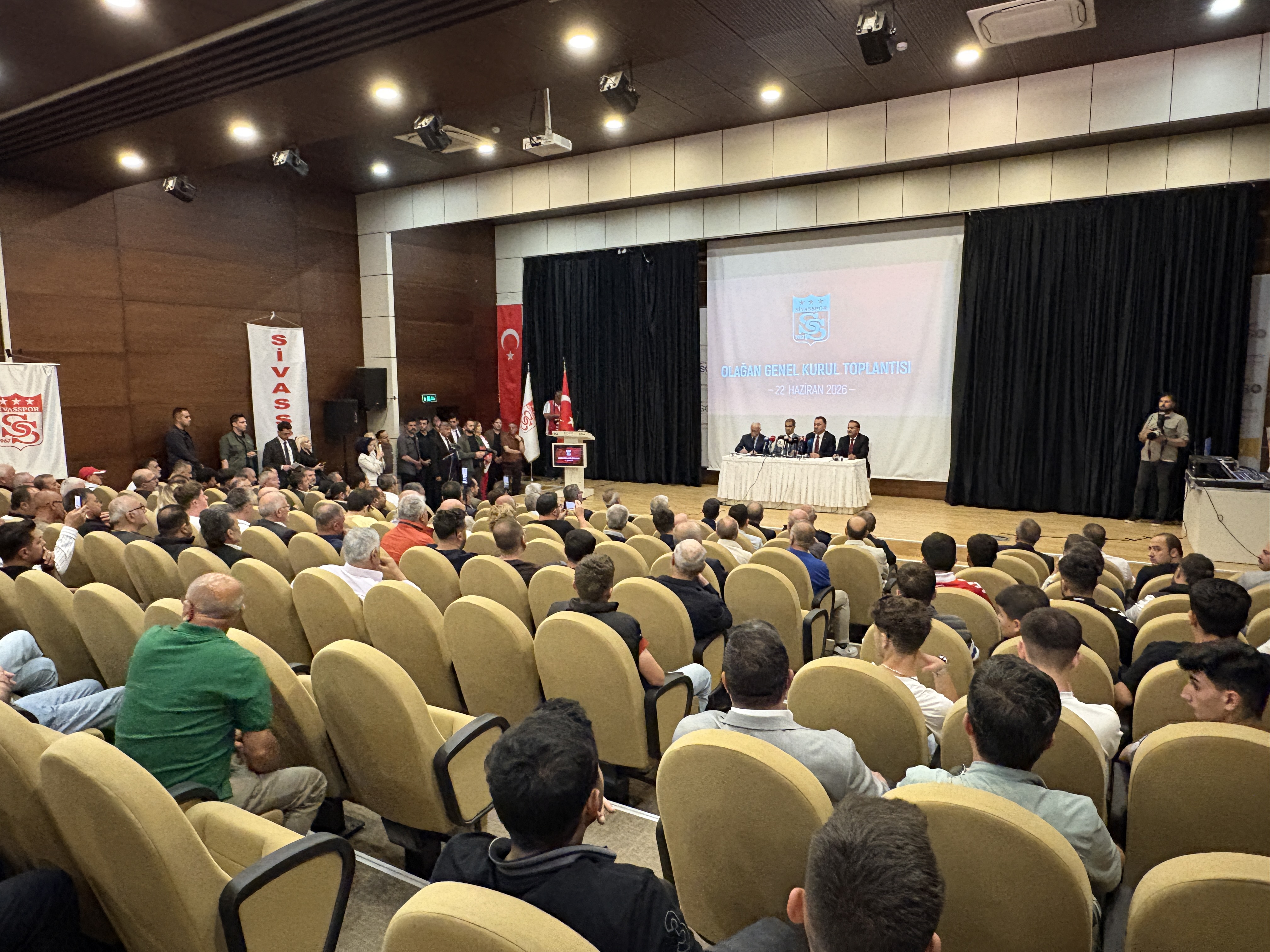 Sivasspor’da olağanüstü kongre kararı!