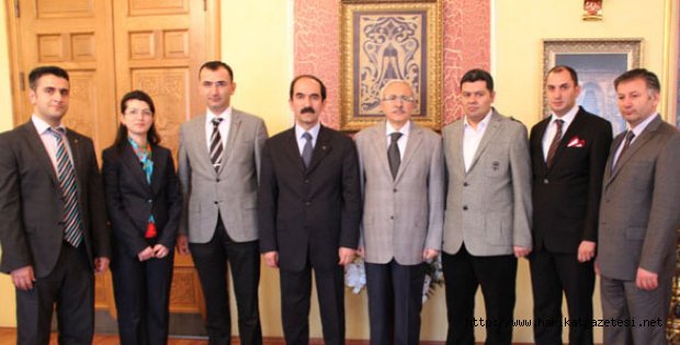 Yeni Yönetim Vali Kemelek´le Tanıştı