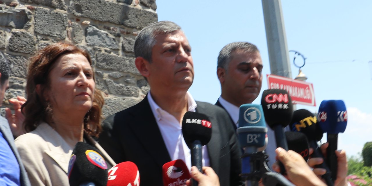 Özgür Özel, Demirtaş'ın selamını iletti