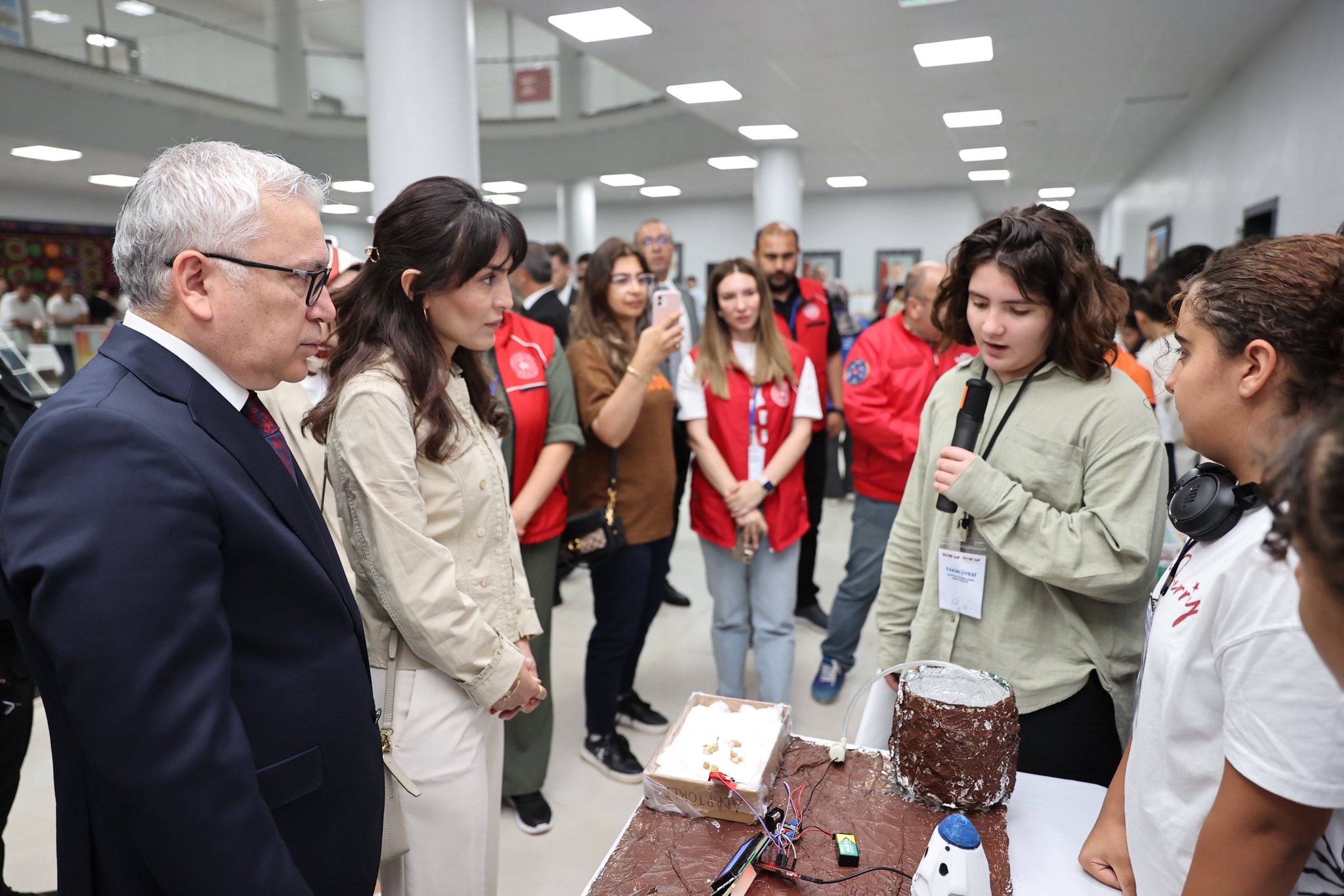 Sivas'ta gençlerden teknoloji şenliği