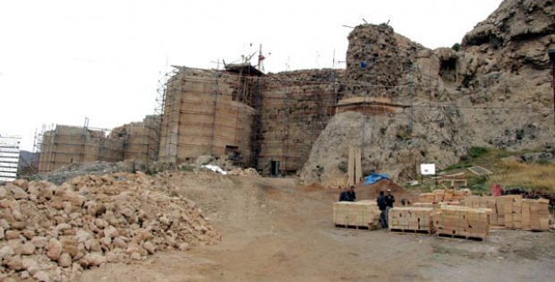 Divriği´de Tarih Ayağa Kalkıyor