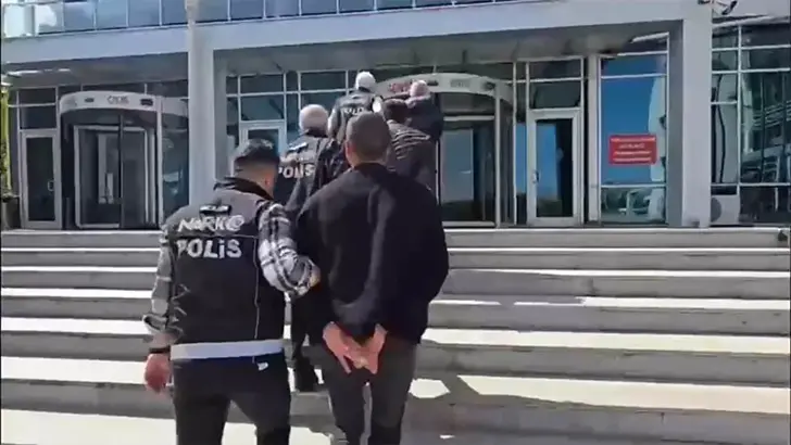 Sivas'ta uyuşturucu satıcılarına operasyon