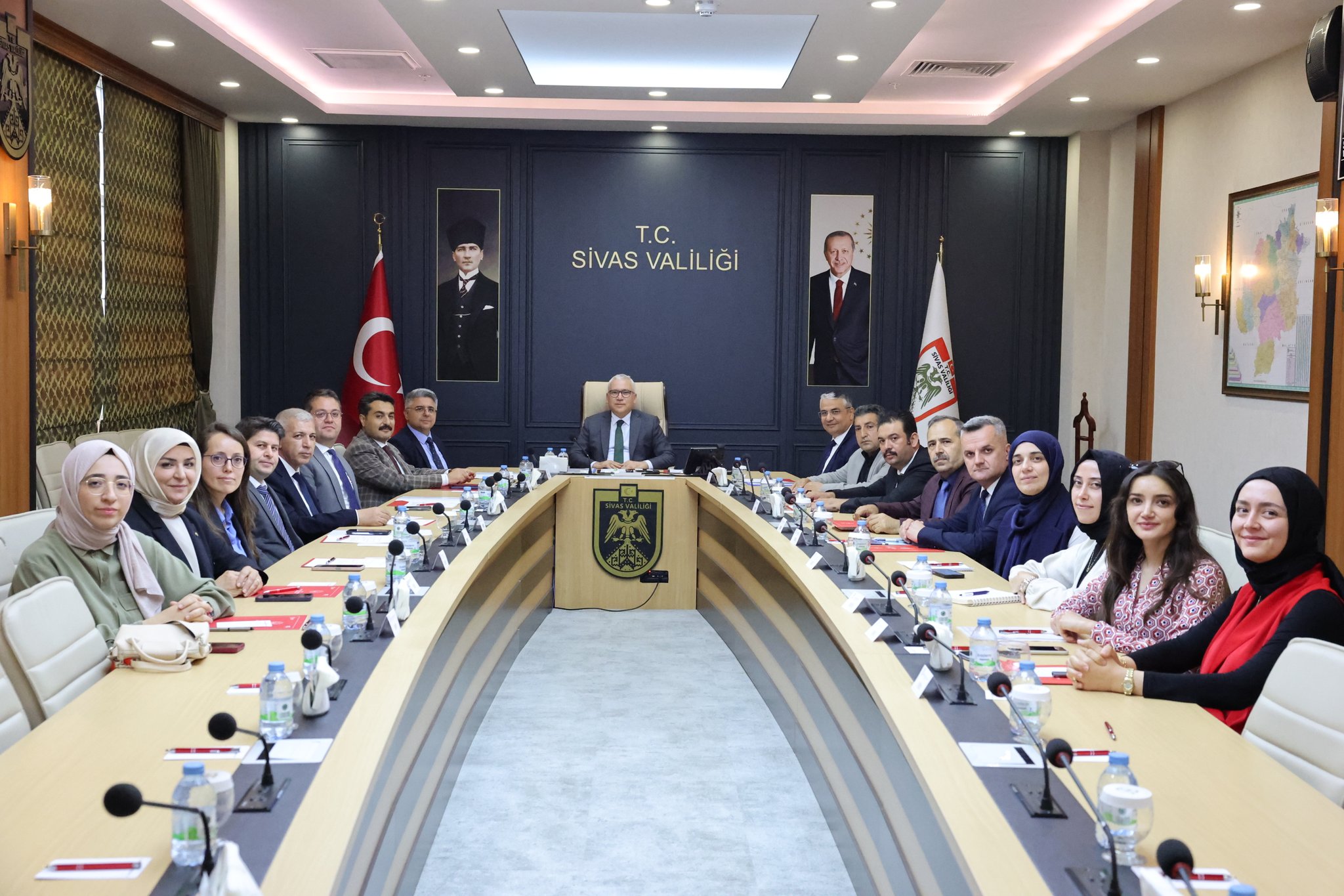 Sivas'ta kadının güçlenmesi için zirve toplantısı