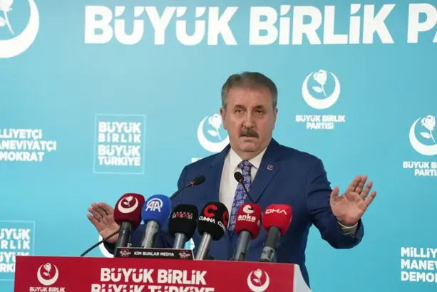 Destici: Sivas olayları tüm çıplaklığıyla araştırılsın