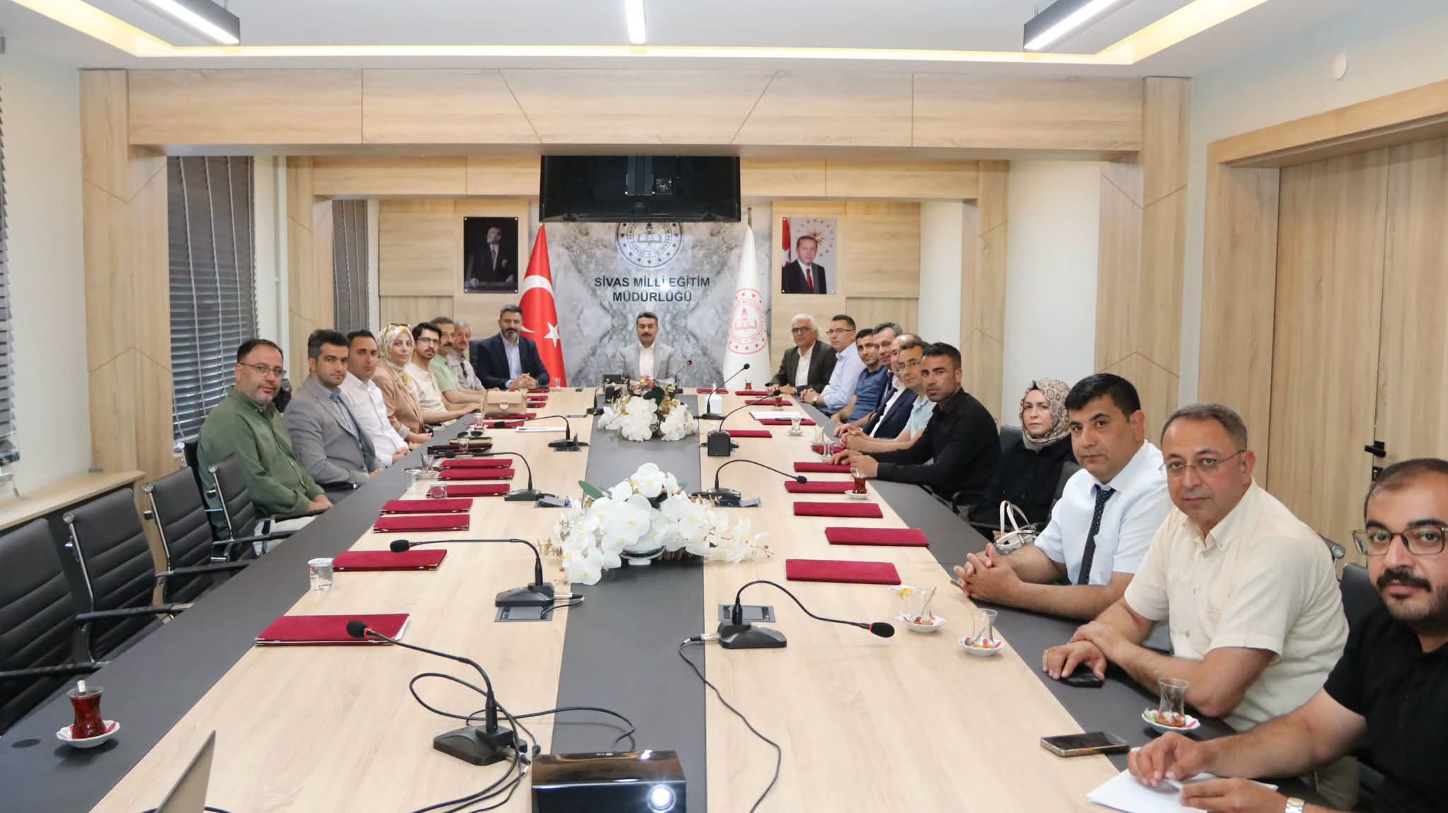 Rehberlik hizmetleri değerlendirildi