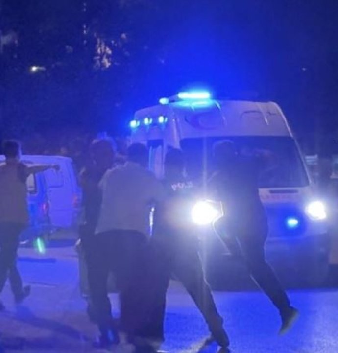 Çocuklar arasında bıçaklı kavga!