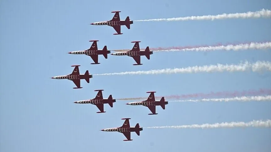 Türk Yıldızları gösteri uçuşu yapacak