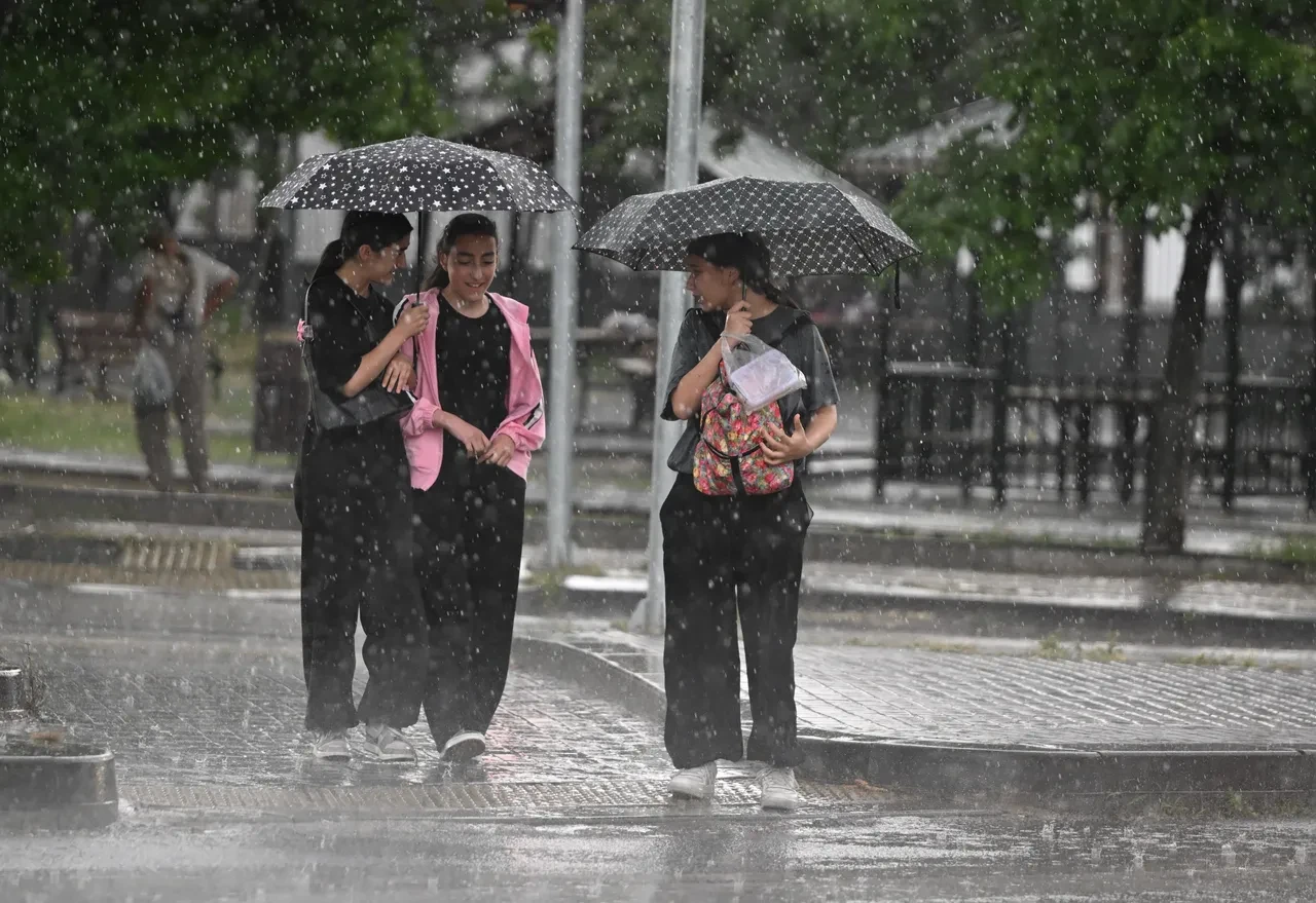 Meteoroloji Sivas'ı saat vererek uyardı!