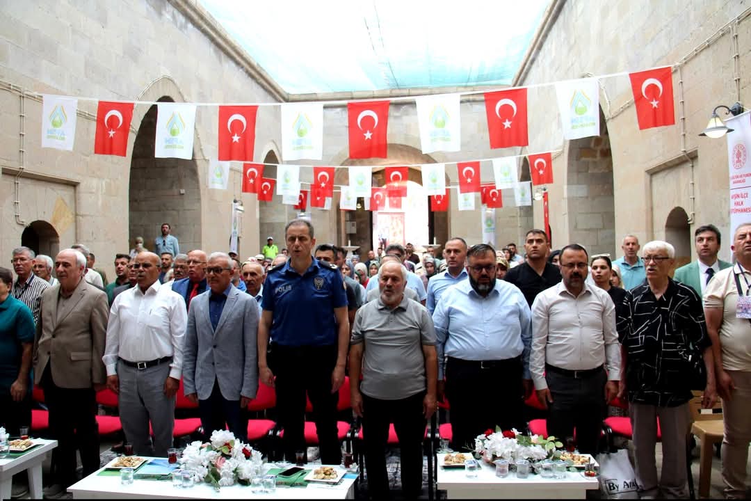 Eshab-ı Kehf’te şiir rüzgârı
