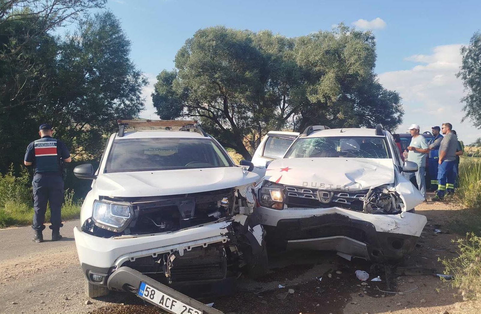 Şarkışla’da kara tablo: 4 günde 4 ayrı kazada 24 kişi yaralandı!