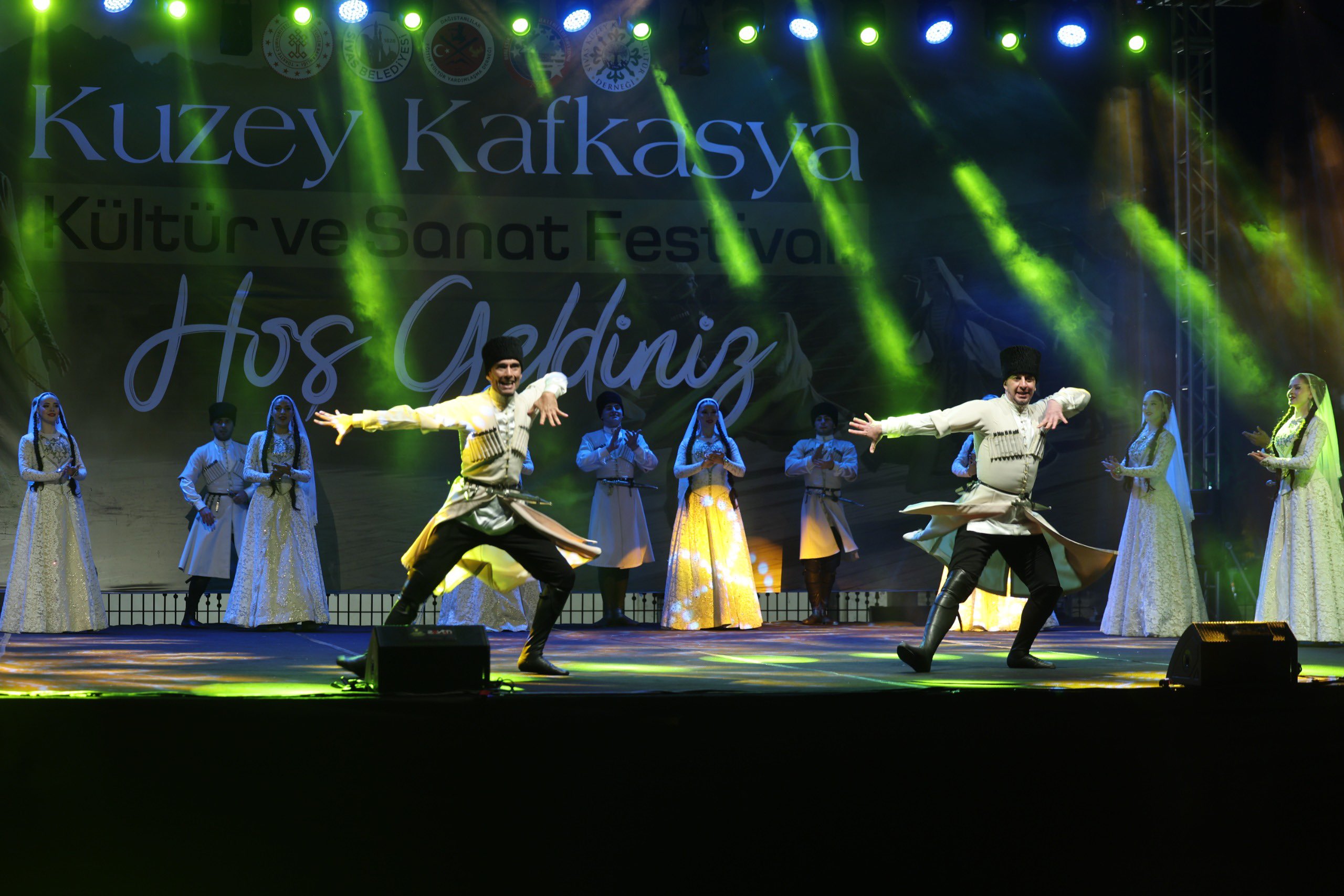 Kuzey Kafkas Kültür ve Sanat Festivali Dağıstan rüzgarıyla sona erdi!