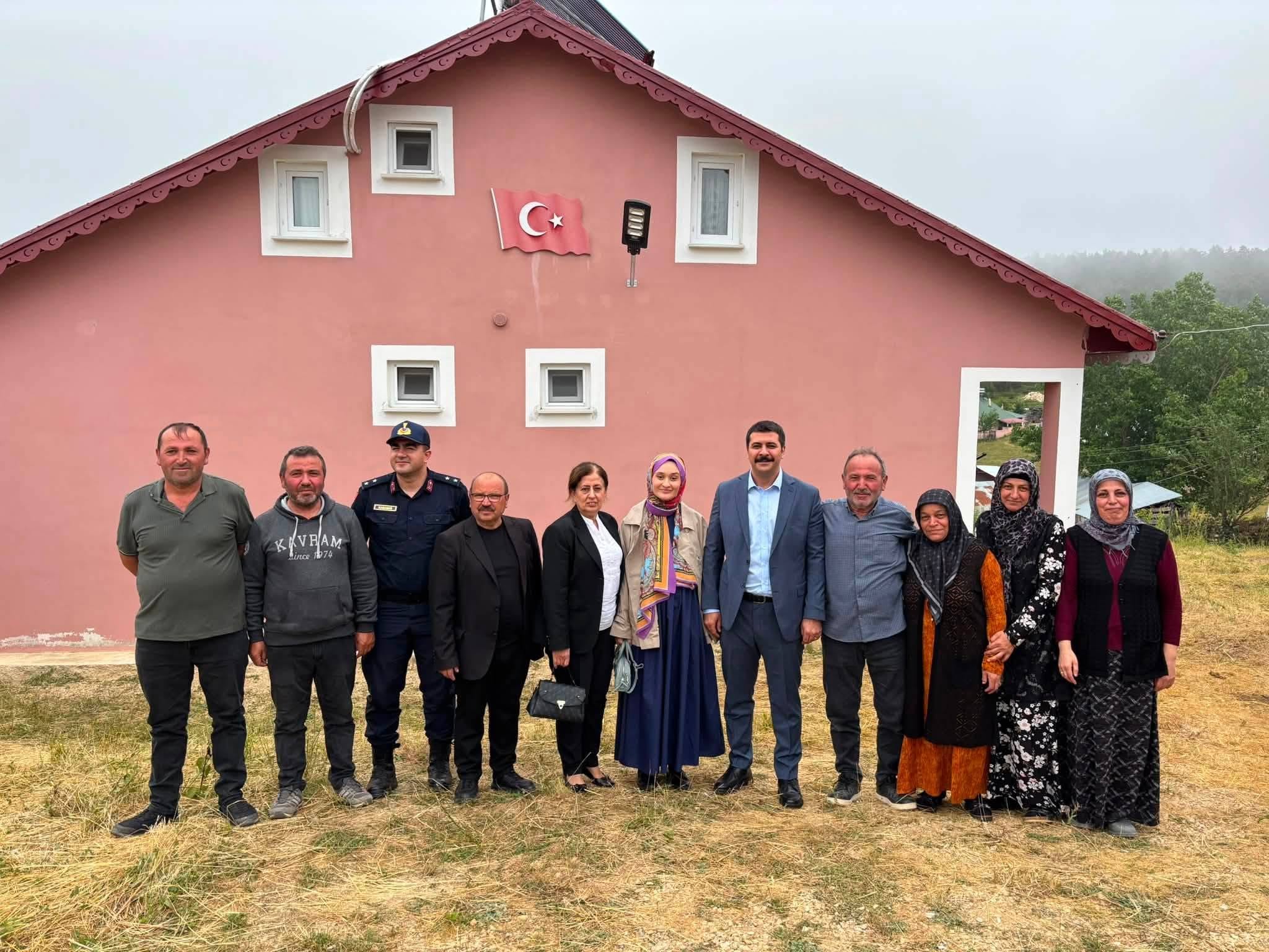 Koyulhisar’ın yeni kaymakamı sahaya indi
