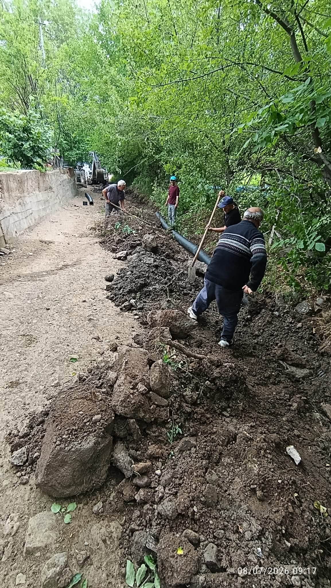Hem yollar hem sulama hatları yenilendi!
