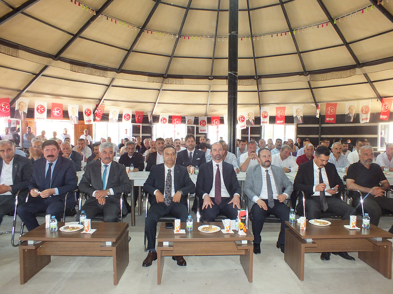 Ulaş'ta MHP'de kongre heyecanı