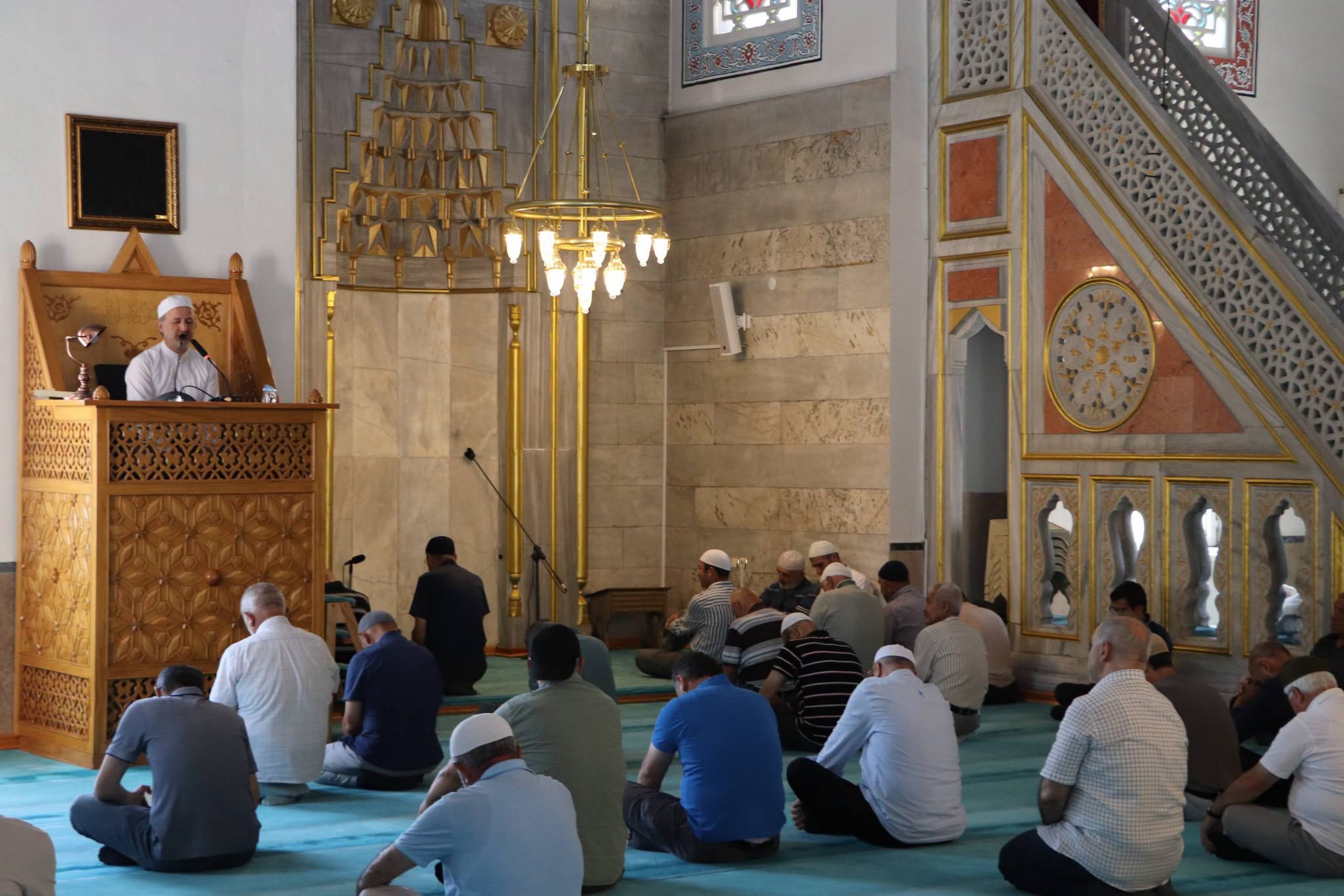 Paşa Camii’nde şehitlerimiz için Kur’an okundu