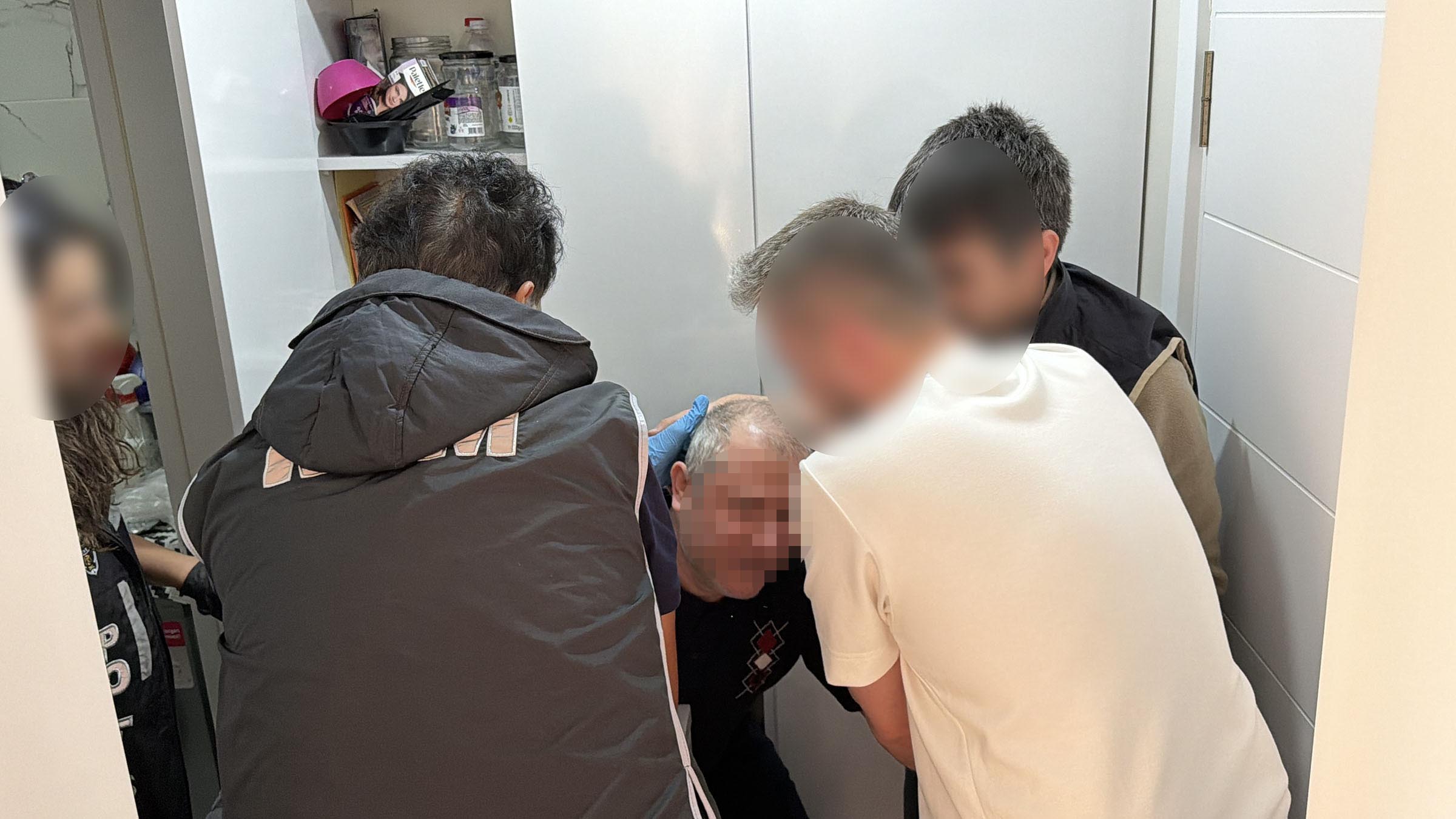 FETÖ'nün sözde 'Köyler Abisi' gizli bölmede yakalandı